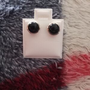 Elegant Silver Black Stud Earrings